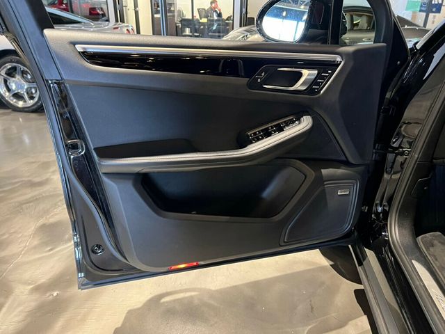 2020 Porsche Macan S/PremiumPkgPlus/Htd&CldSeats/PanoRoof/AppleCarplay/BoseSound - 22937625 - 14