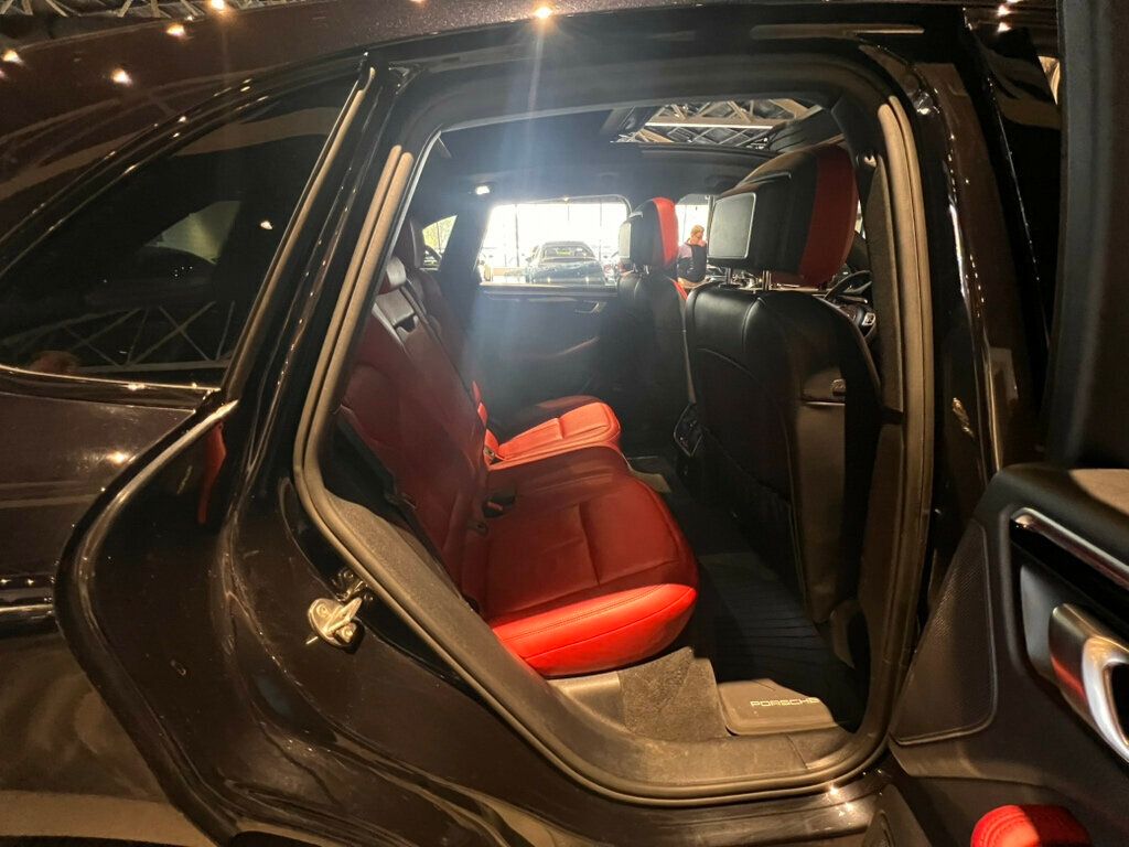 2020 Porsche Macan S/SportChronoPkg/SportExhaust/PremiumPkgPlus/Htd&CldSeats/LCA - 23005680 - 13