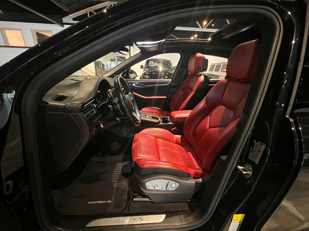 2020 Porsche Macan S/SportChrono/SportExhaust/PremiumPkgPlus/Htd&CldSeats/4NewTires - 23005680 - 9