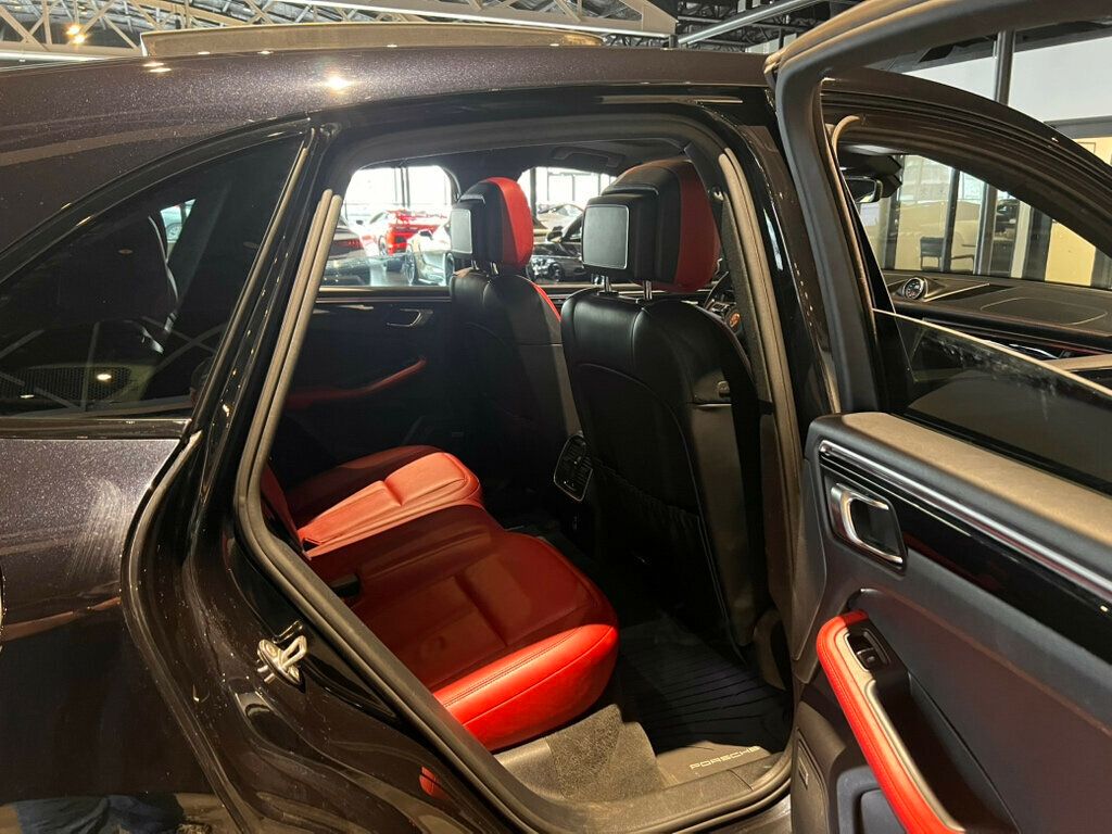 2020 Porsche Macan S/SportChrono/SportExhaust/PremiumPkgPlus/Htd&CldSeats/4NewTires - 23005680 - 12