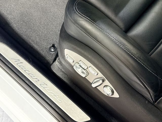2020 Porsche Macan Turbo - 23054949 - 19