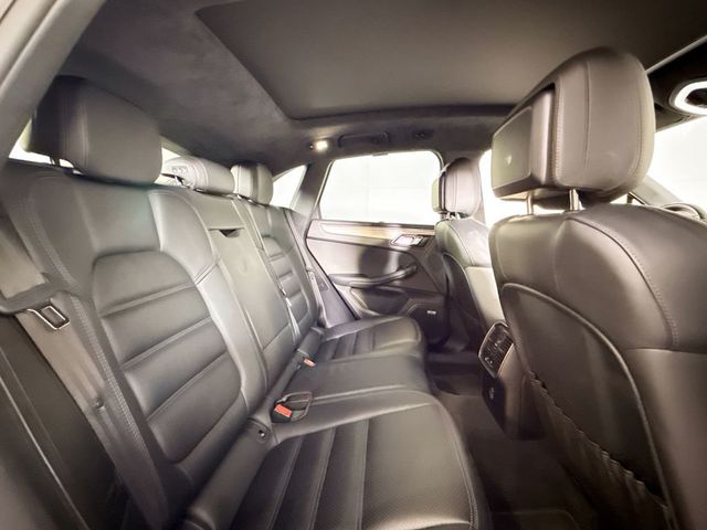 2020 Porsche Macan Turbo - 23054949 - 21