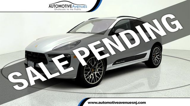 2020 Porsche Macan Turbo AWD - 23047022 - 0