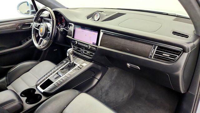2020 Porsche Macan Turbo AWD w/ Premium Plus Pkg & Sport Chrono Pkg - 23047022 - 25
