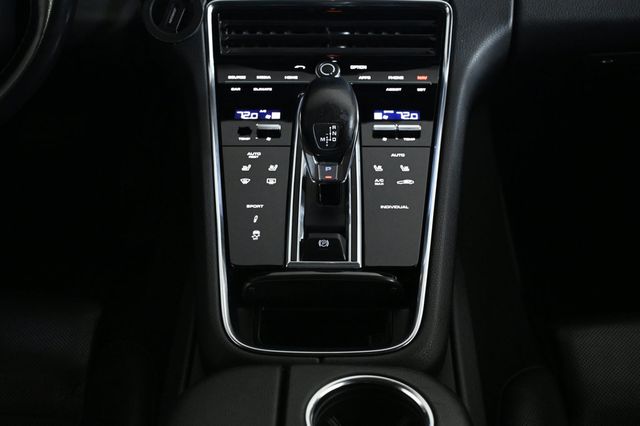 2020 Porsche Panamera  - 22983938 - 15
