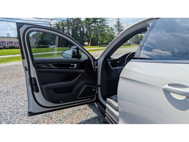 2020 Porsche Panamera 4 E-Hybrid - 22957627 - 8