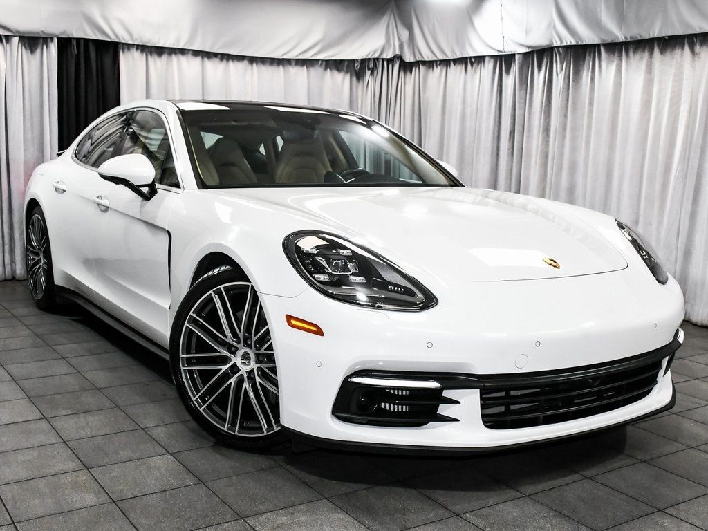 2020 Porsche Panamera 4S photo 3