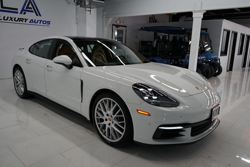 2020 Porsche Panamera ONE OWNER SINCE NEW!  SPORT DESIGN WHEELS!! ALL WHEEL DRIVE! SP - 22623792 - 15