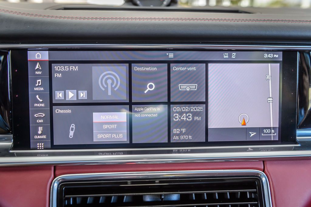 2020 Porsche Panamera PANAMERA - WHITE ON RED LEATHER - NAV - PANO ROOF - BLUETOOTH - 22901827 - 19