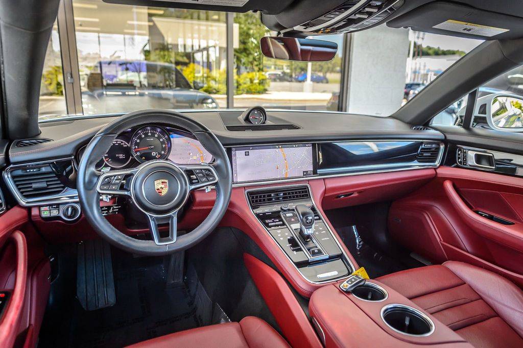 2020 Porsche Panamera PANAMERA - WHITE ON RED LEATHER - NAV - PANO ROOF - BLUETOOTH - 22901827 - 24