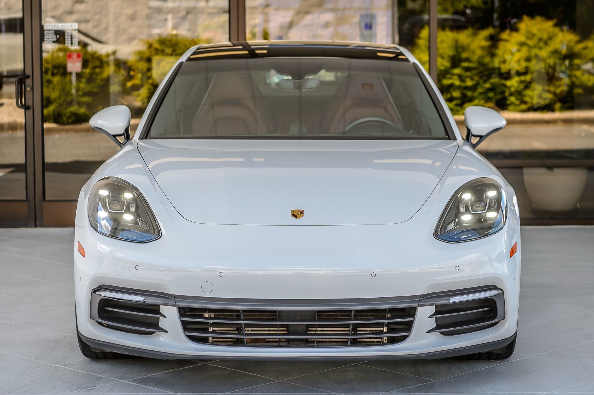 2020 Porsche Panamera 4 photo 5
