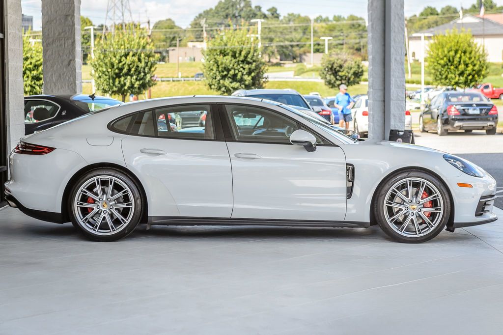 2020 Porsche Panamera PANAMERA - WHITE ON RED LEATHER - NAV - PANO ROOF - BLUETOOTH - 22901827 - 52