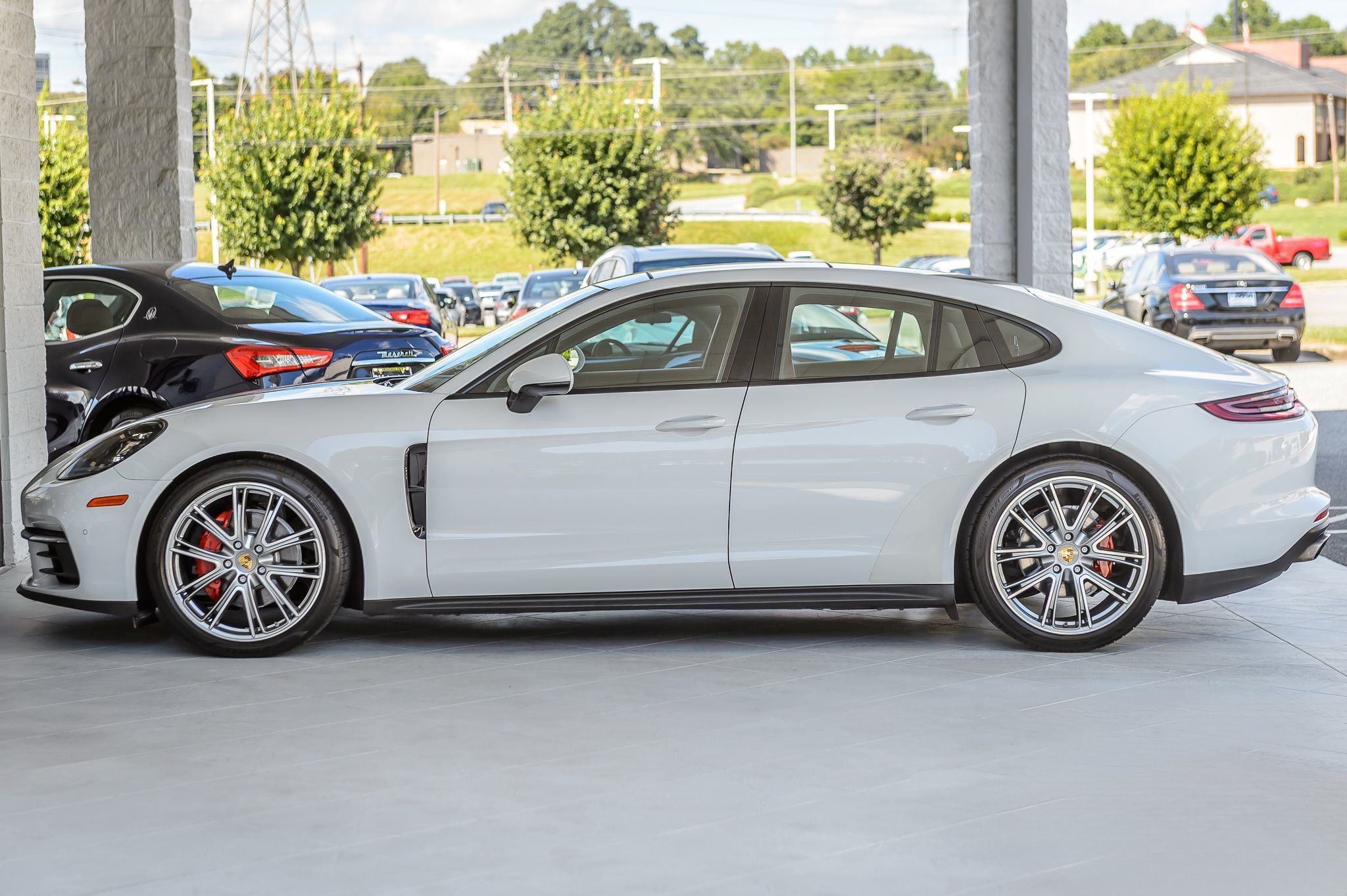 2020 Porsche Panamera 4 photo 52
