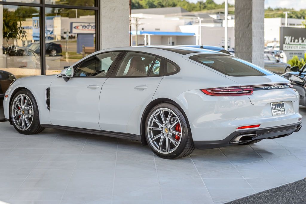 2020 Porsche Panamera PANAMERA - WHITE ON RED LEATHER - NAV - PANO ROOF - BLUETOOTH - 22901827 - 6