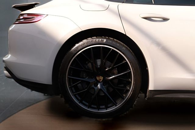 2020 Porsche Panamera RWD - 23034843 - 12