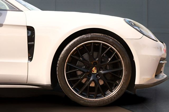 2020 Porsche Panamera RWD - 23034843 - 16