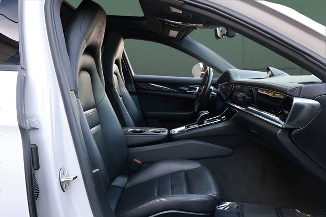 2020 Porsche Panamera RWD - 23034843 - 21