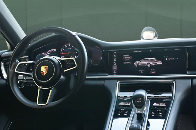 2020 Porsche Panamera RWD - 23034843 - 31