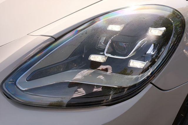 2020 Porsche Panamera RWD - 23034843 - 39