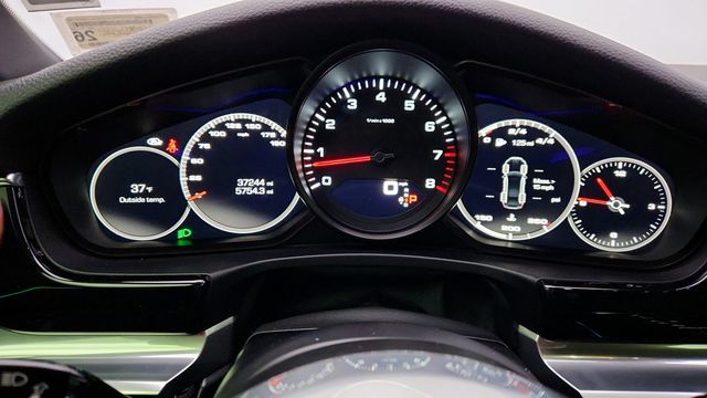 2020 Porsche Panamera RWD with Premium Package and 20'' Turbo Wheels - 22954472 - 14