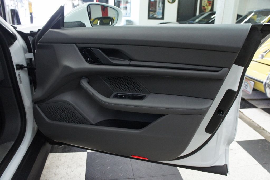 2020 Porsche Taycan 1-Owner, Low Mileage, Immaculate! - 23004436 - 46