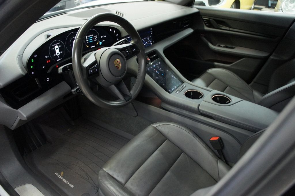 2020 Porsche Taycan 1-Owner, Low Mileage, Immaculate! - 23004436 - 6