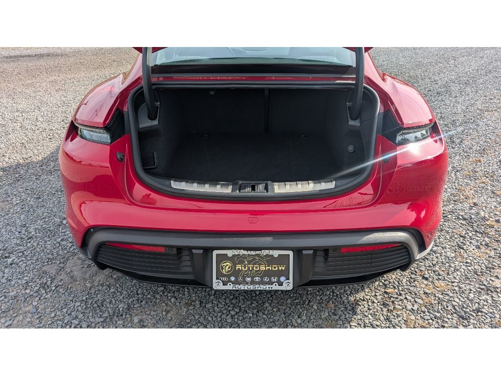 2020 Porsche Taycan 4S photo 13