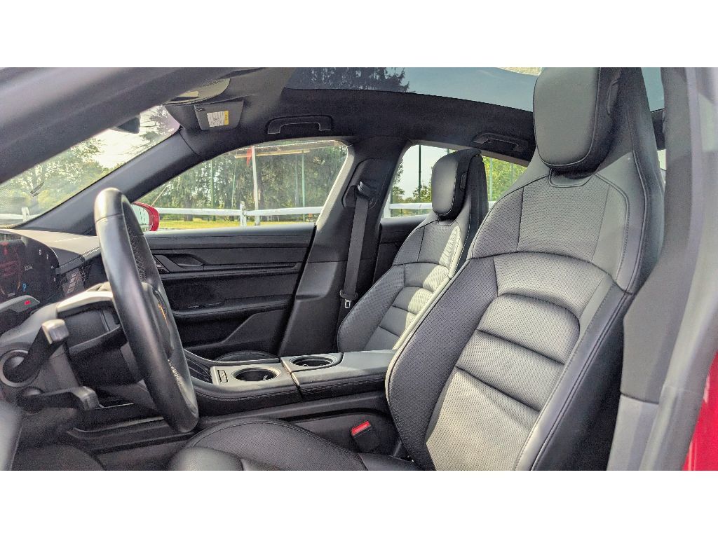 2020 Porsche Taycan 4S photo 15