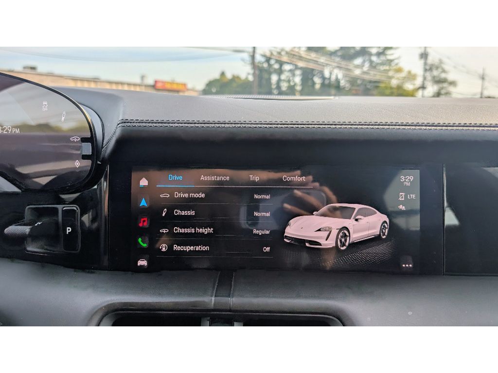 2020 Porsche Taycan 4S photo 25