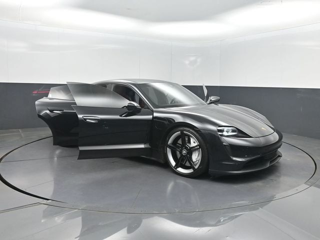 2020 Porsche Taycan 4S Sedan - 23046112 - 38