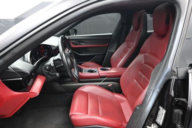 2020 Porsche Taycan 4S Sedan - 23046112 - 6
