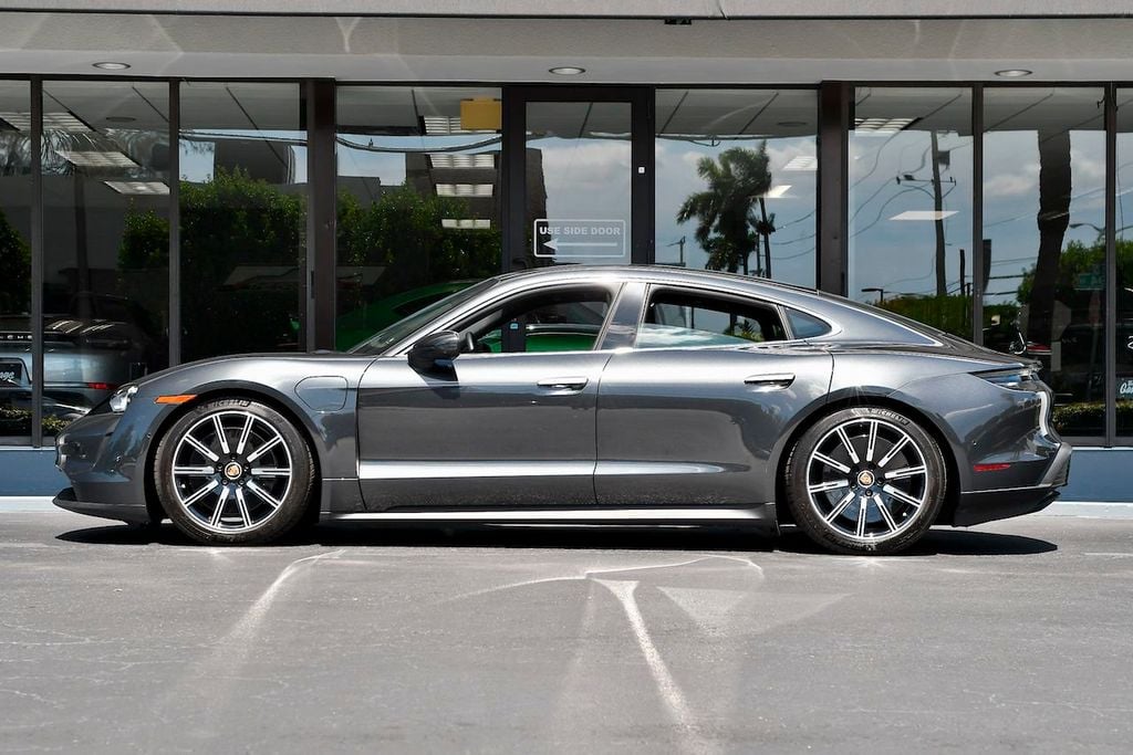 2020 Porsche Taycan 4S Sedan - 21460785 - 8