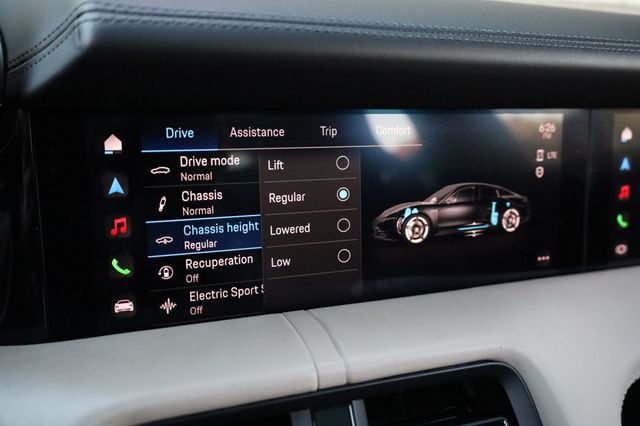 2020 Porsche Taycan 4S Sedan w/93.4kWh and Premium Pkg! - 22938595 - 36