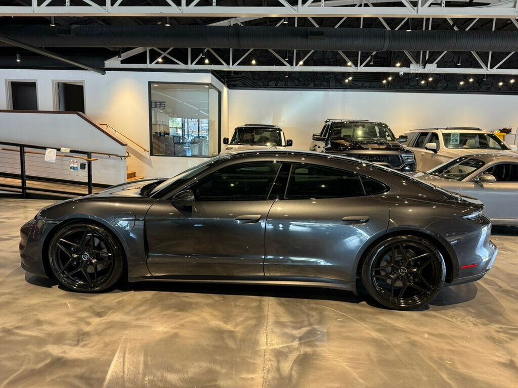 2020 Porsche Taycan 4S photo 2