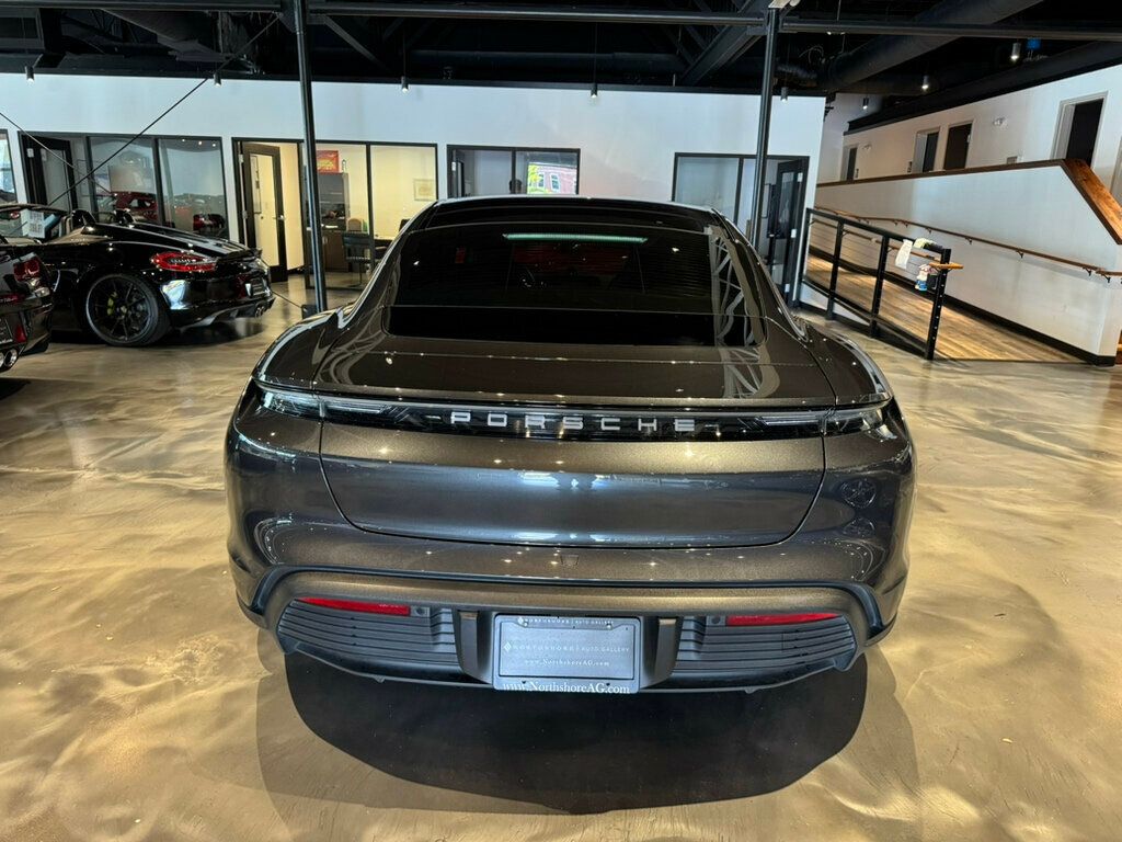 2020 Porsche Taycan 4S photo 4