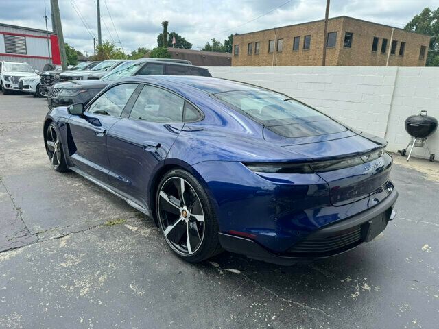 2020 Porsche Taycan Turbo photo 3
