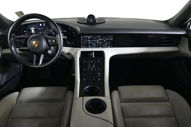 2020 Porsche Taycan Turbo - 22989217 - 10