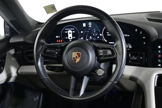 2020 Porsche Taycan Turbo - 22989217 - 11