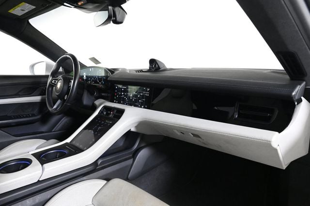 2020 Porsche Taycan Turbo - 22989217 - 16