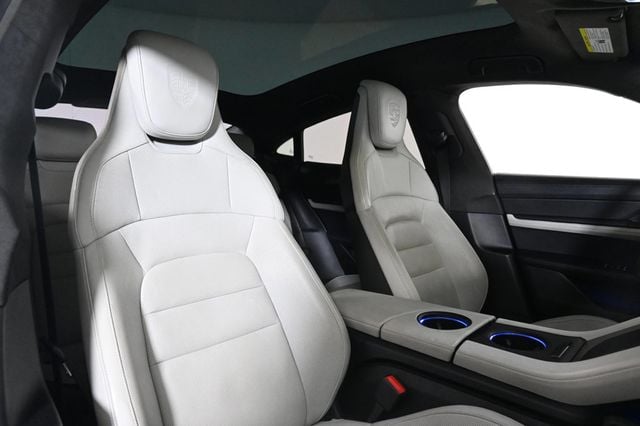 2020 Porsche Taycan Turbo - 22989217 - 17
