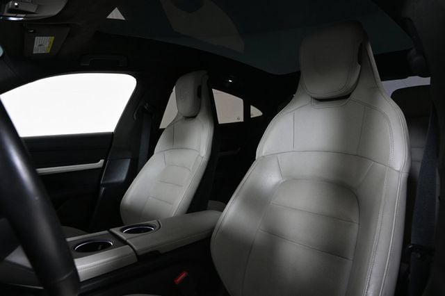 2020 Porsche Taycan Turbo - 22989217 - 4