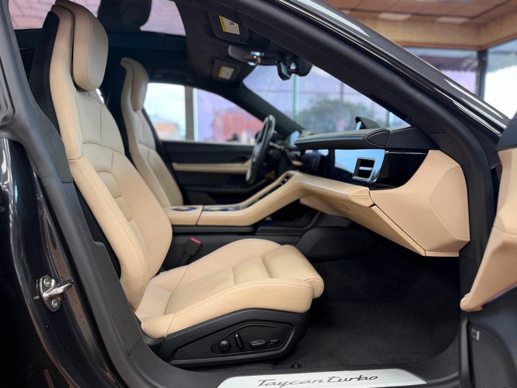 2020 Porsche Taycan Turbo Sedan - 23048700 - 20