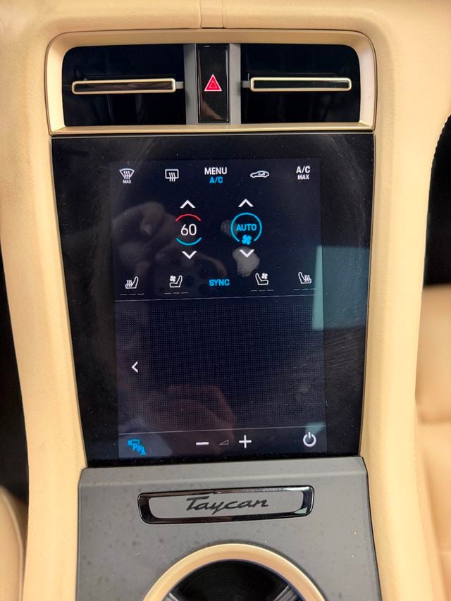 2020 Porsche Taycan Turbo Sedan - 23048700 - 32