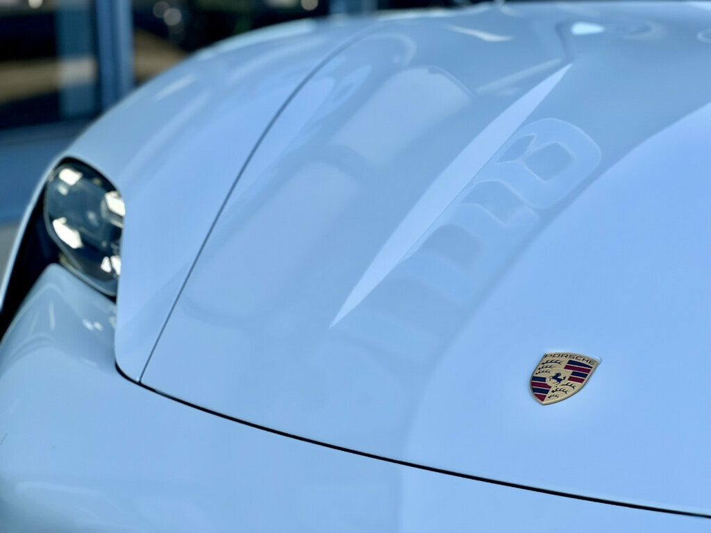2020 Porsche Taycan Turbo Sedan - 23072250 - 10