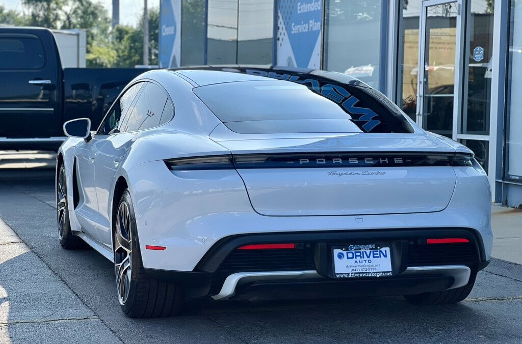 2020 Porsche Taycan Turbo Sedan - 23072250 - 2