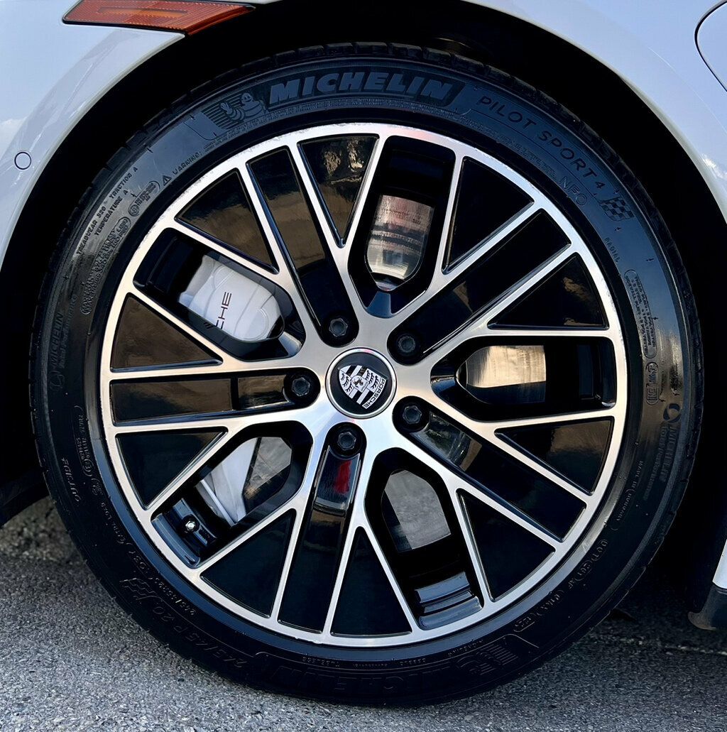 2020 Porsche Taycan Turbo Sedan - 23072250 - 36