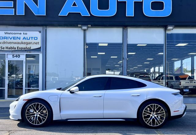 2020 Porsche Taycan Turbo Sedan - 23072250 - 39