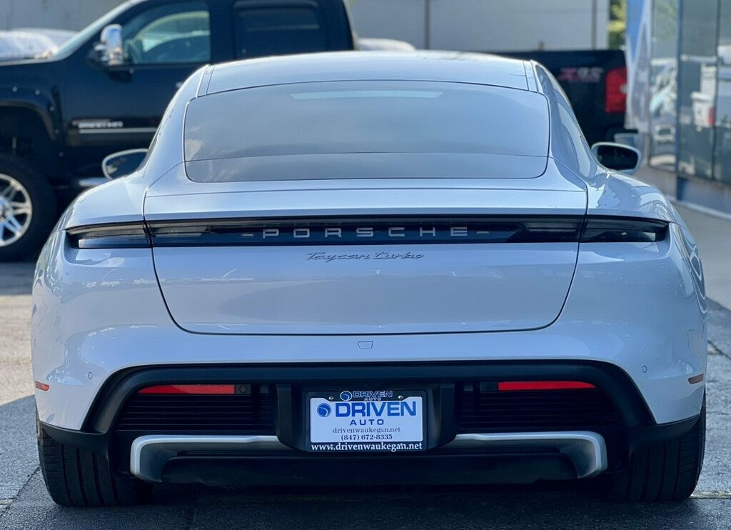 2020 Porsche Taycan Turbo Sedan - 23072250 - 40