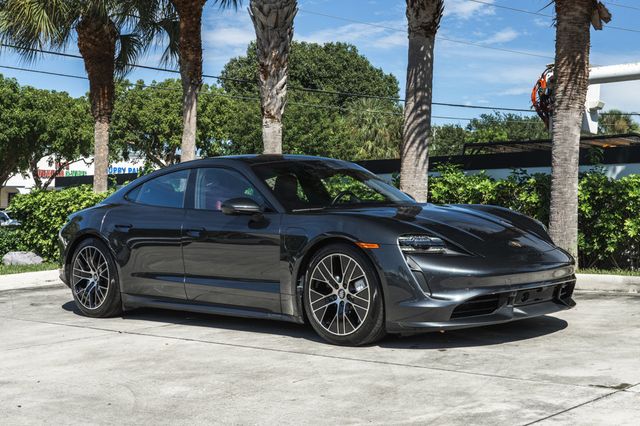 2020 Porsche Taycan Turbo Sedan - 23093450 - 10