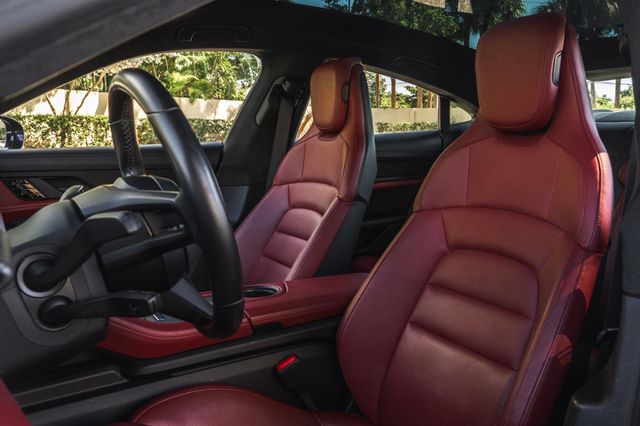 2020 Porsche Taycan Turbo Sedan - 23093450 - 13
